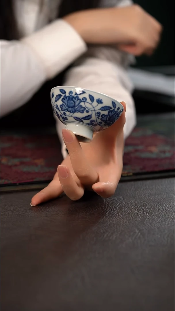 研山琢器茶花高脚杯