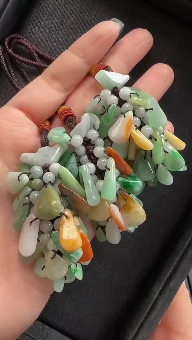 【闪购商品】翡翠挂件未镶嵌2036水滴 | 多样性发一