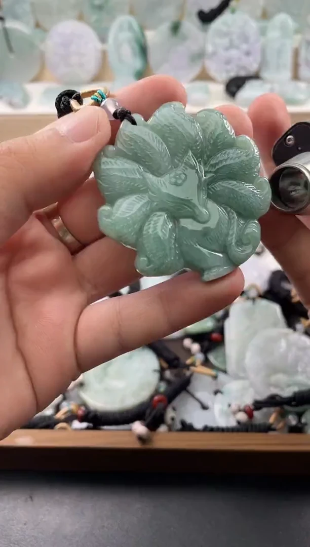 颈饰未镶嵌翡翠....10/11/.14