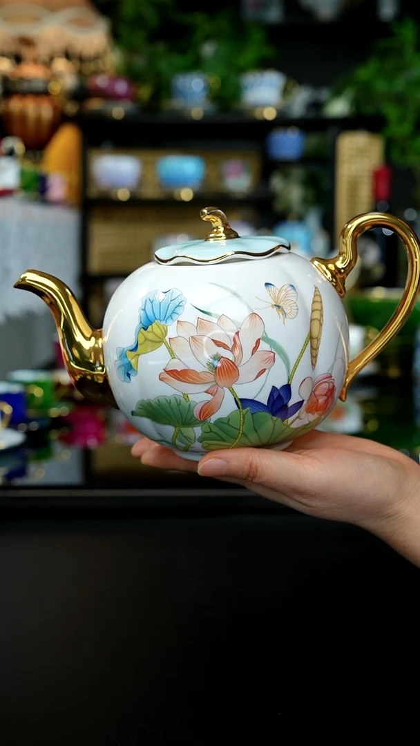 荷花茶壶950、、、、、、、、、、