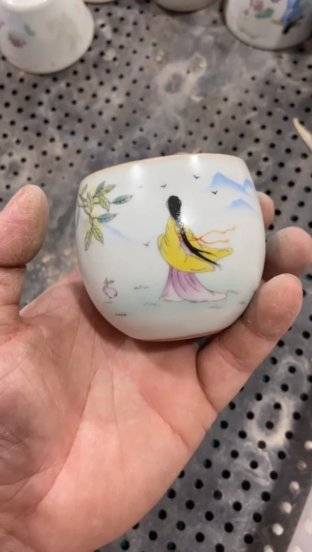 杯无运费险有瑕疵的摄影的产品有使用过的痕迹有点脏介意勿拍