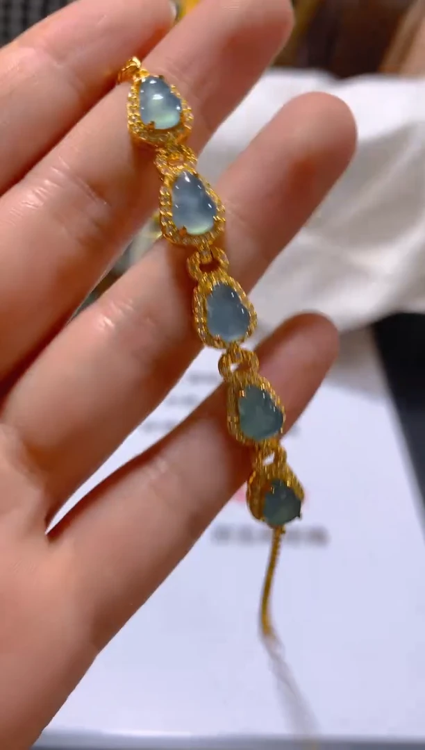 未镶嵌手链翡翠多样性发一