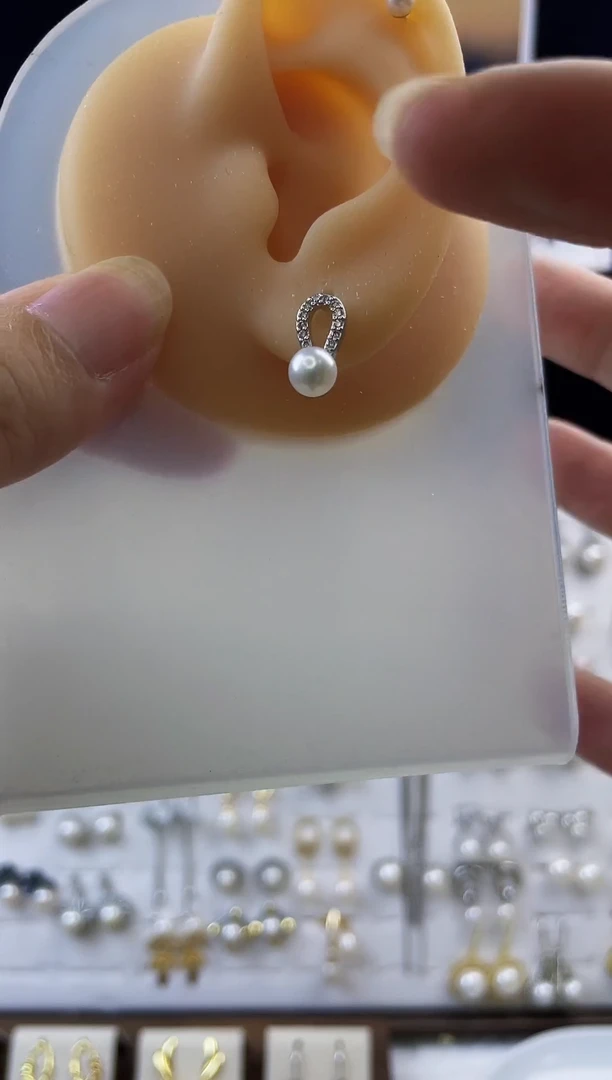 合金耳饰淡水珍珠98