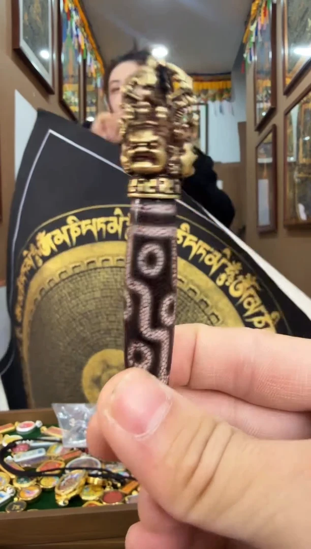 吊坠黑财神玛瑙-热贡纯手绘唐卡