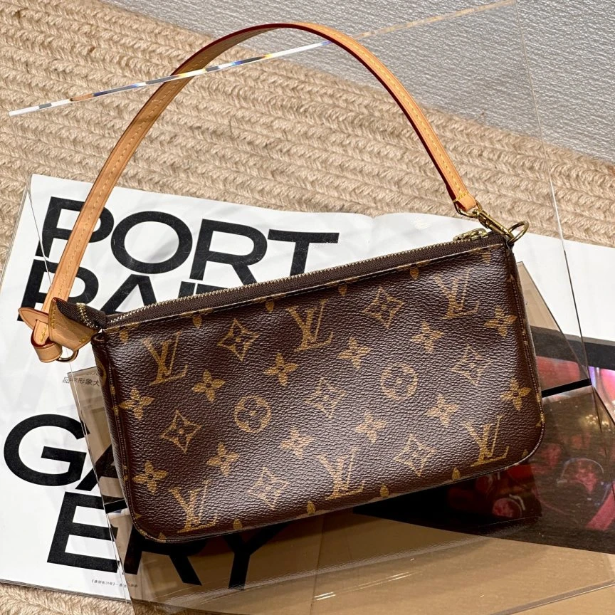 99新 LouisVuitton/路易威登 老花大麻将包 芯片款