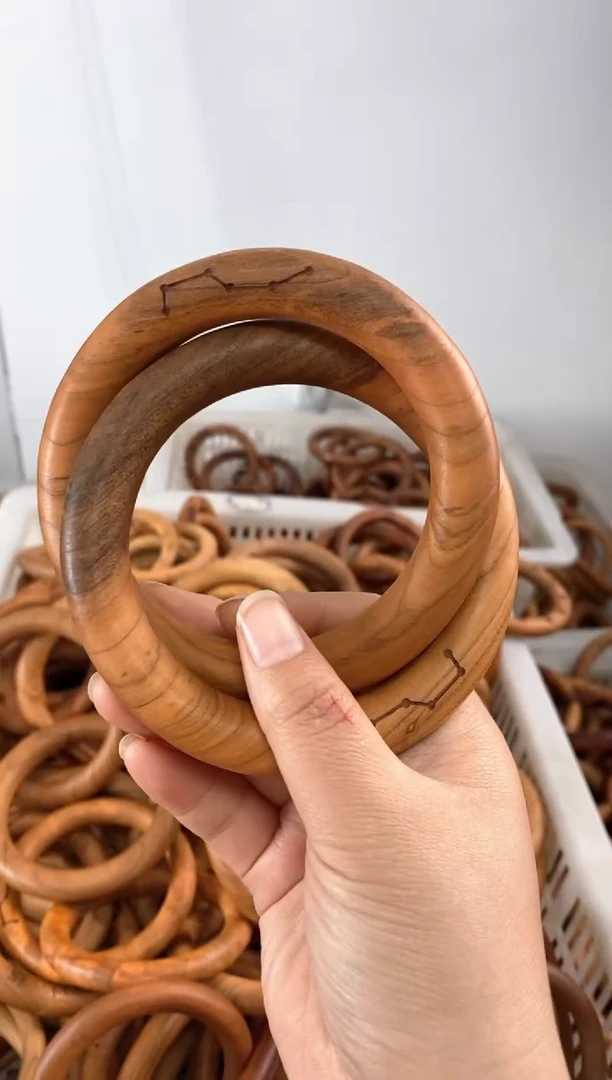 【闪购商品】木桃木大瑕疵75乾坤圈随机发货