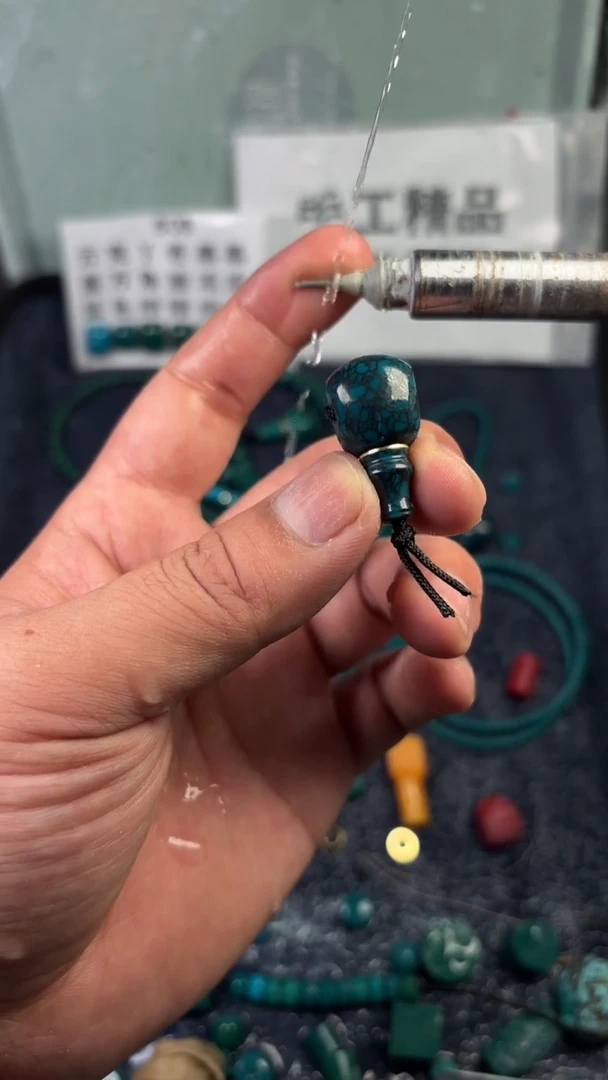 玻璃颈饰?***?篮网花分体13mm