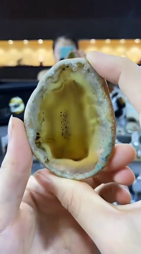 未镶嵌颈饰玛瑙/玉髓梦**里玛瑙