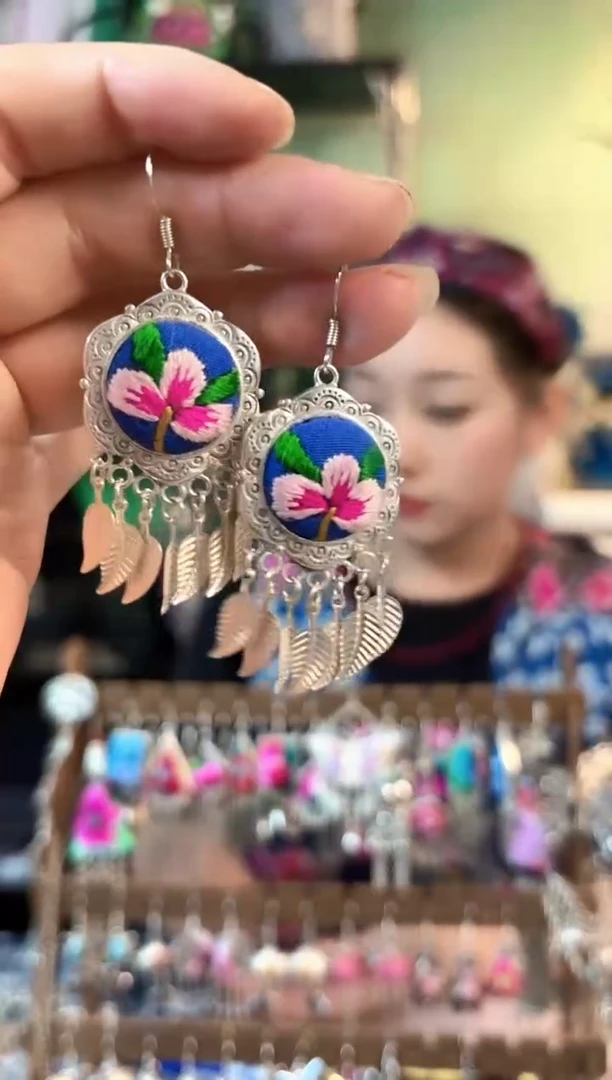 织绣彩云南阁非遗老绣806