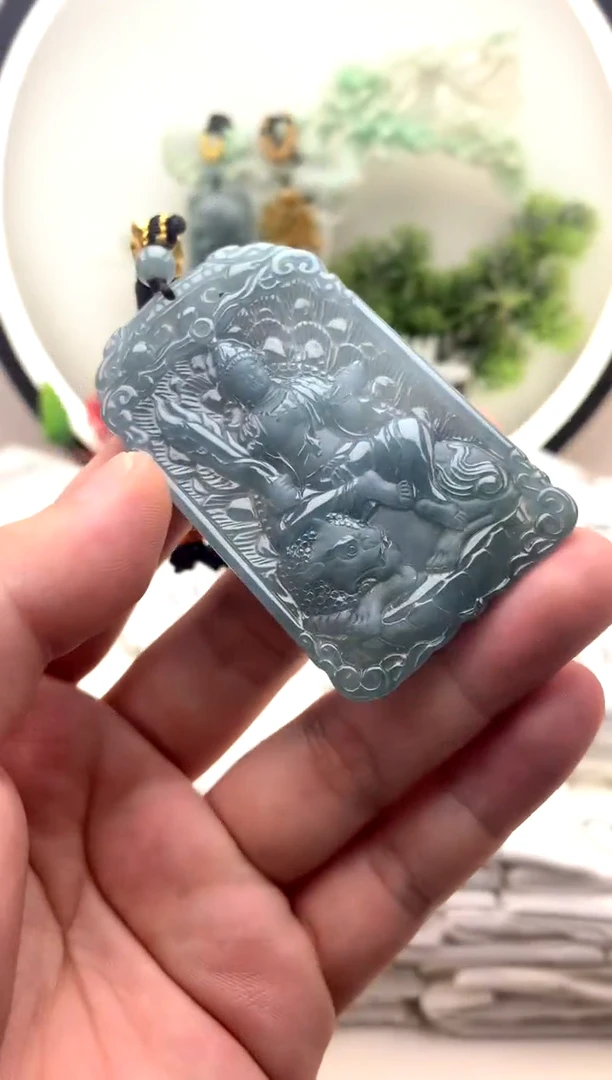 颈饰未镶嵌翡翠文殊