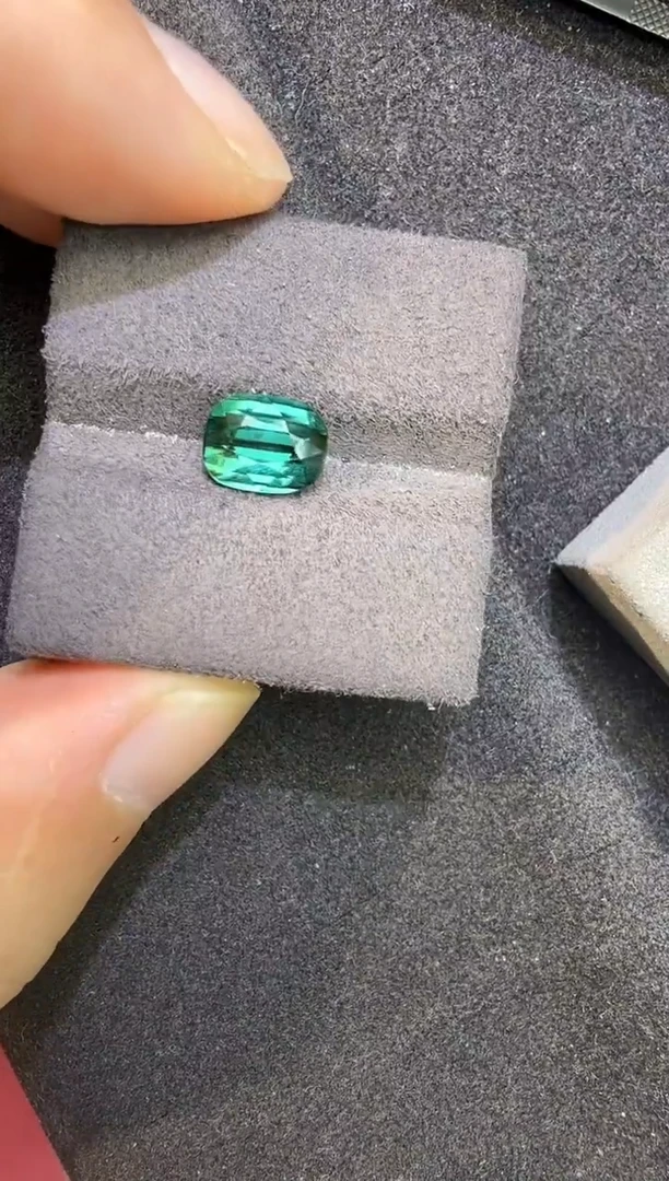 未镶嵌定制定制碧玺2.25克拉拉贡天然吉尔德vb