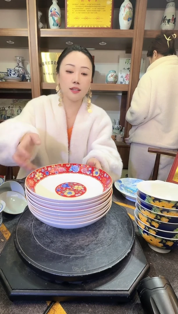 【闪购商品】其他D115景德镇制陶瓷4红4黄8个盘