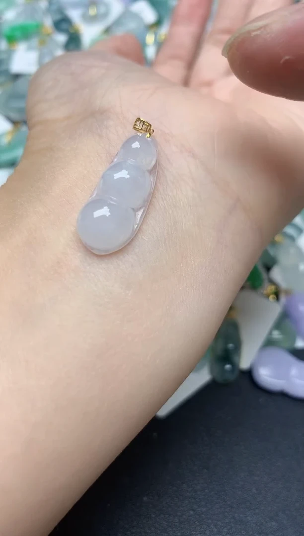 颈饰18K金镶嵌翡翠天然缅甸A货翡翠