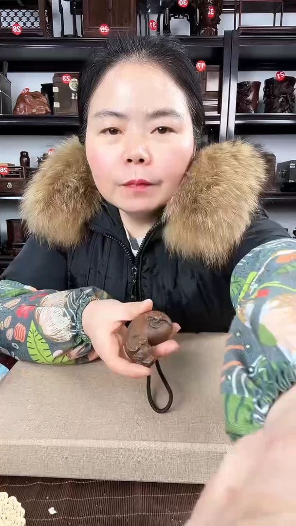 【闪购商品】木2914老李红木工艺品
