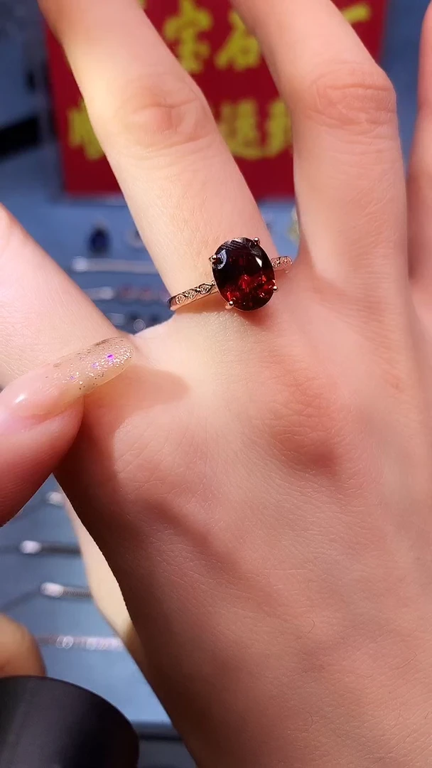 【闪购商品】石榴石戒指银S925镶嵌1111