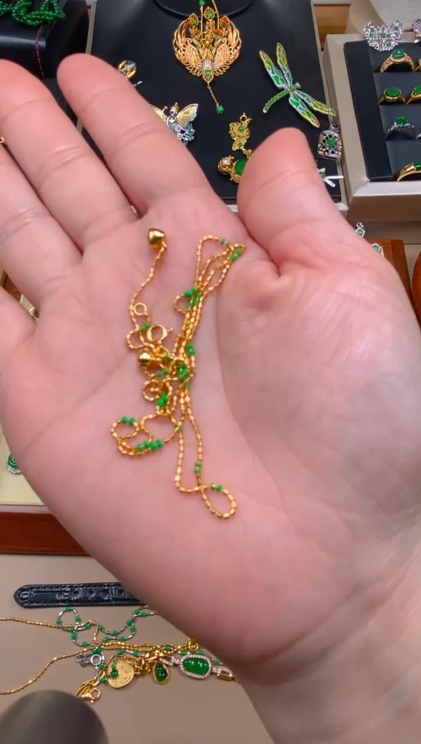 【闪购商品】翡翠吊坠(不含链)银S925镶嵌项链