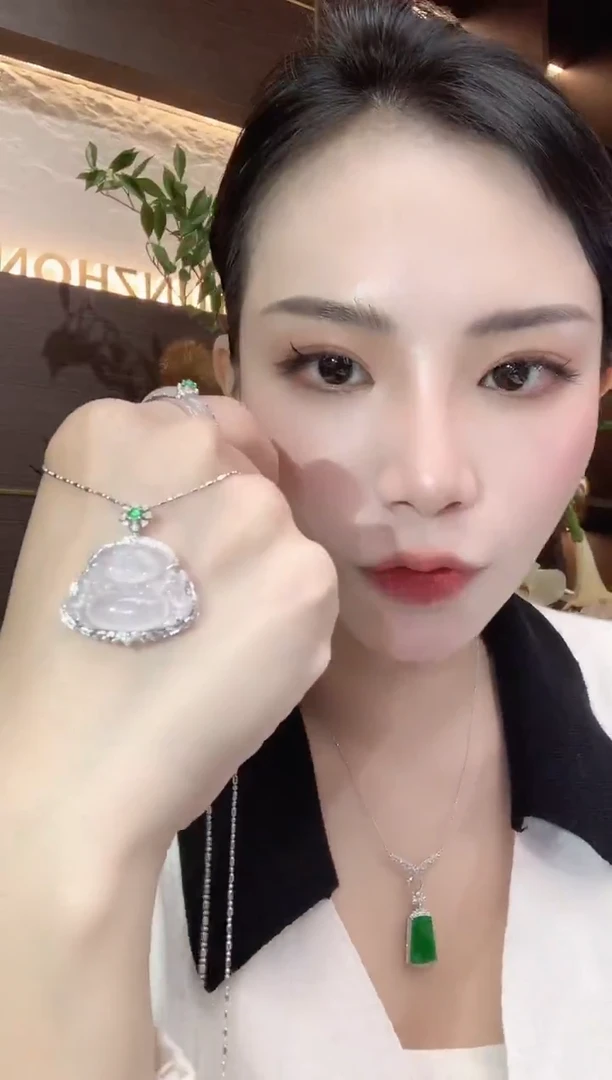 吊坠(不含链)18K金镶嵌翡翠A15