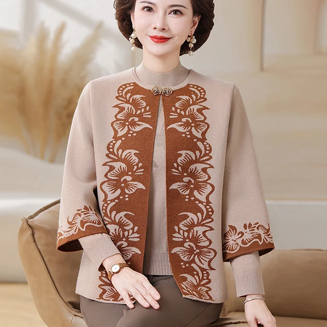 2025新款妈妈春秋针织两件套上衣洋气中老年女秋冬装毛衣外套套装