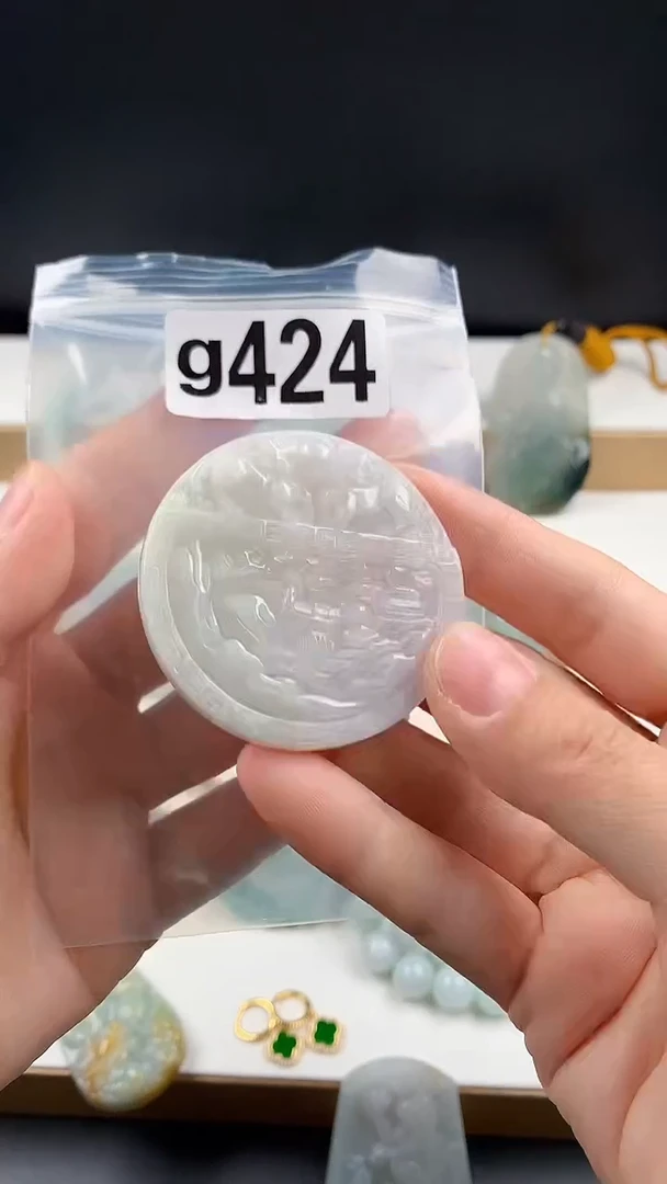 颈饰未镶嵌翡翠天然翡翠吊坠挂件