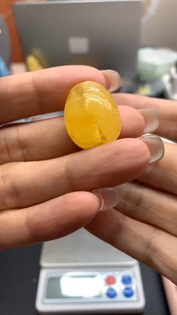 未镶嵌琥珀珠宝奇石254