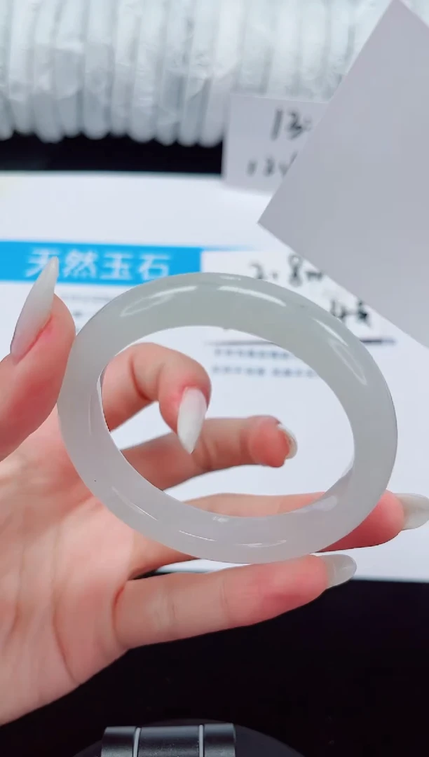 未镶嵌手镯石英质玉261-54/55