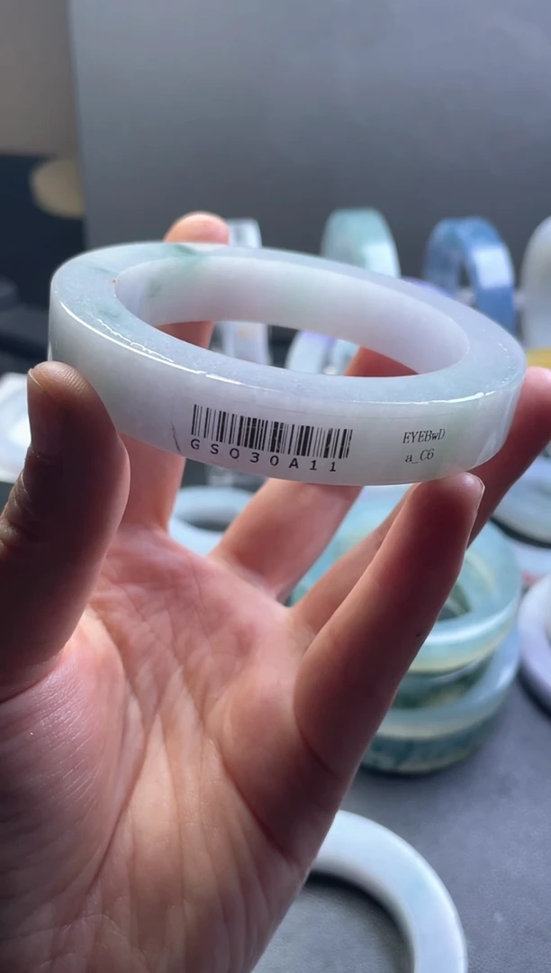 【闪购商品】定制翡翠手镯未镶嵌翡翠手镯定制