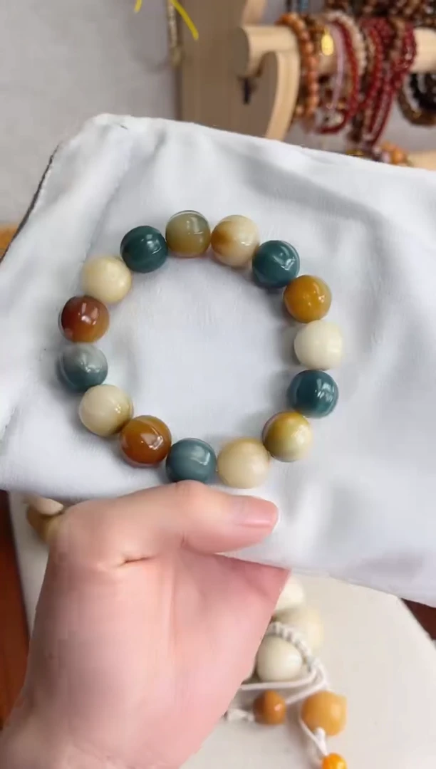 菩提根/象牙果吊坠玉化鲨鱼背14mm瑕疵不补 T74