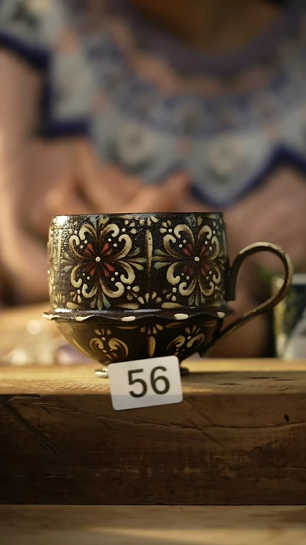 【闪购商品】瓷片新品！设计师款手绘/咖啡杯 听歌