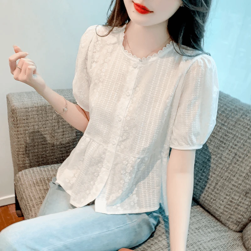 白色长袖气质上衣女高级感泡泡袖蕾丝秋季勾花镂空秋款泡泡袖打底