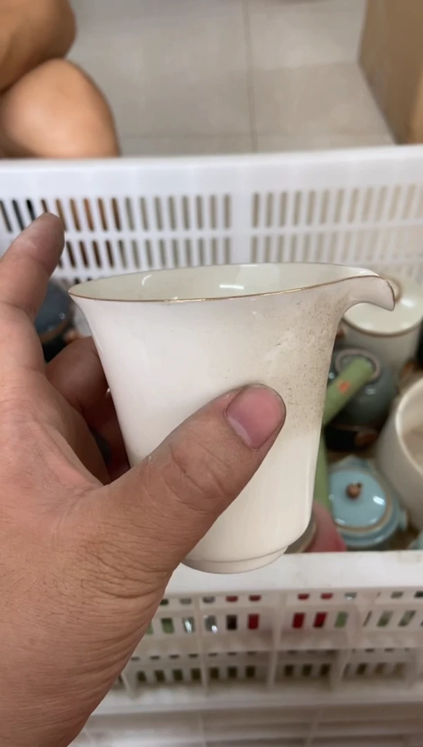 摆件摄影的产品有使用过的痕迹有点脏介意勿拍