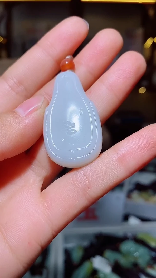 和田玉未镶嵌颈饰1