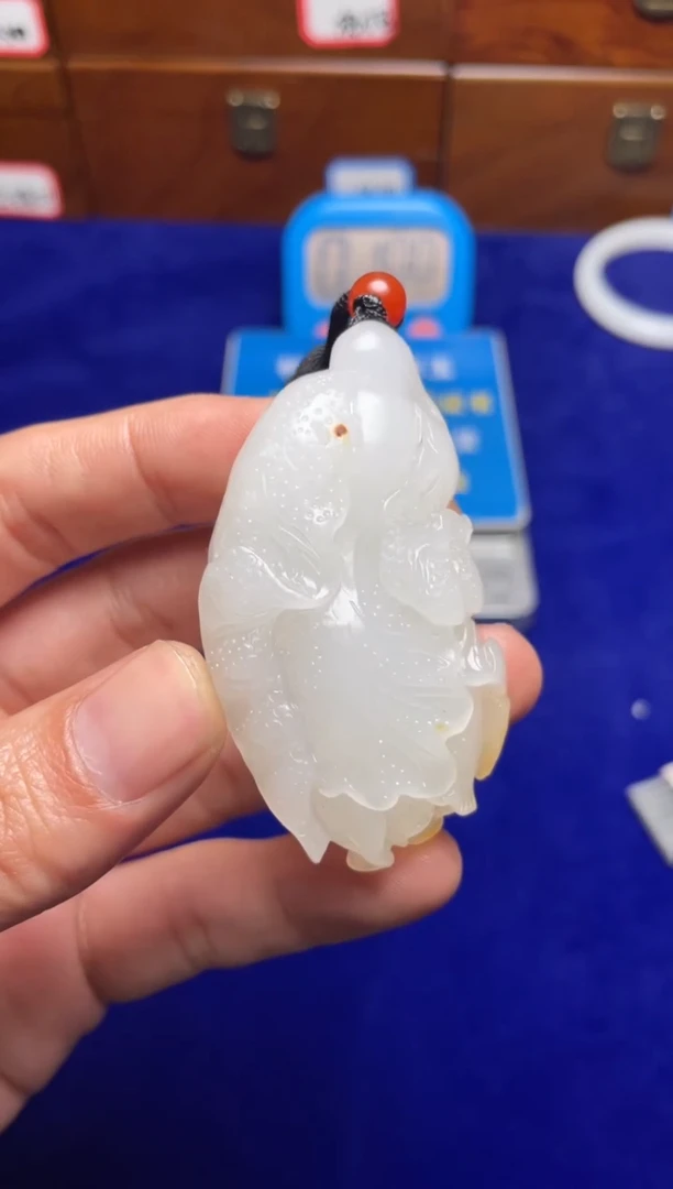 未镶嵌和田玉挂件和田玉