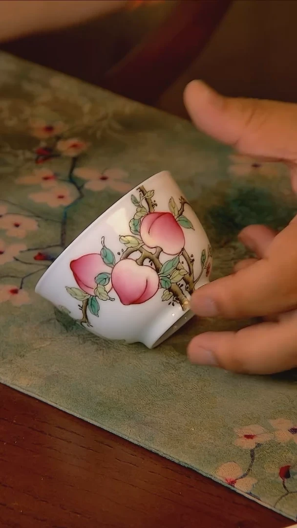 杯手工手绘杯杯很美丽