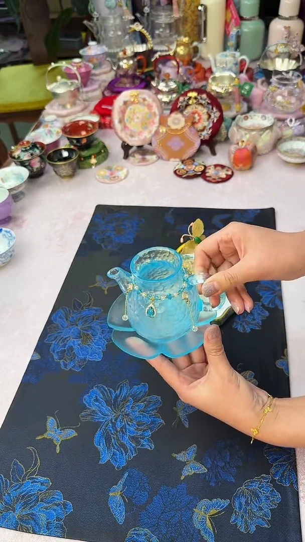 77卡普拉三件套 公杯 杯垫 链条