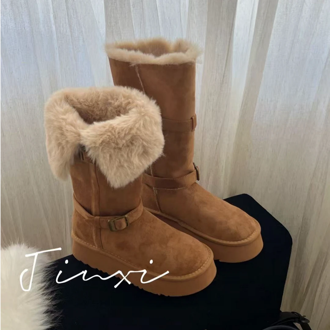 扣带厚底真毛翻边保暖棉鞋中长筒跟高5厘米雪地靴-HGX251133