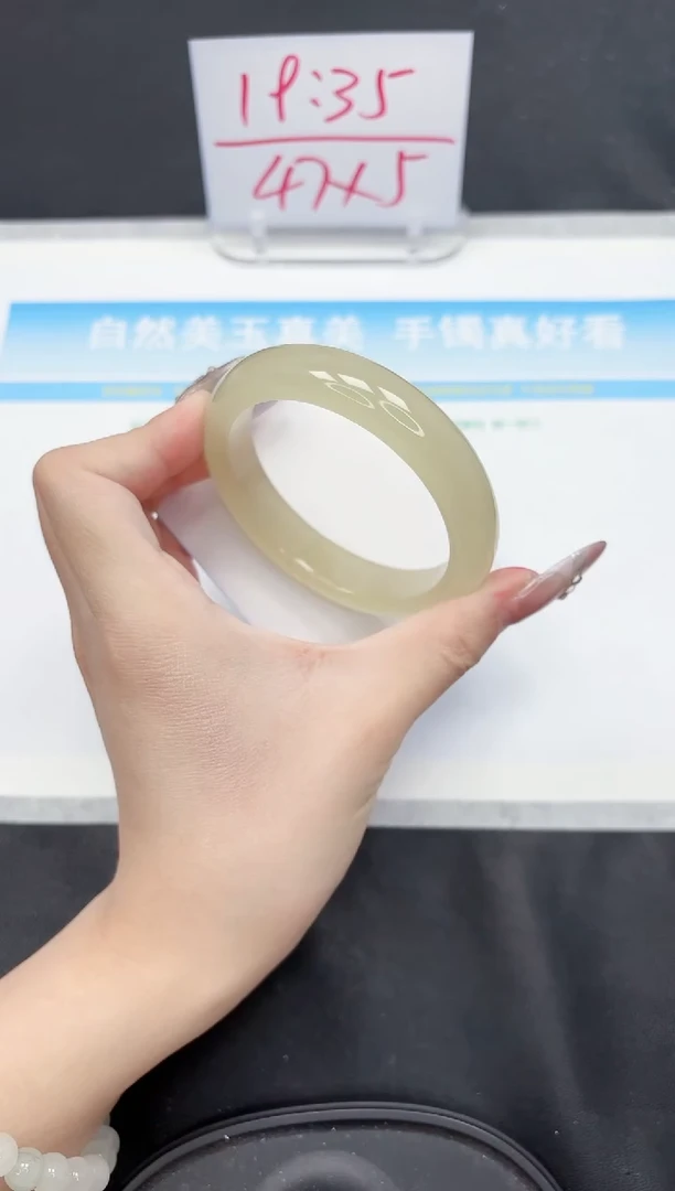 【闪购商品】石英质玉手镯未镶嵌05-59.5