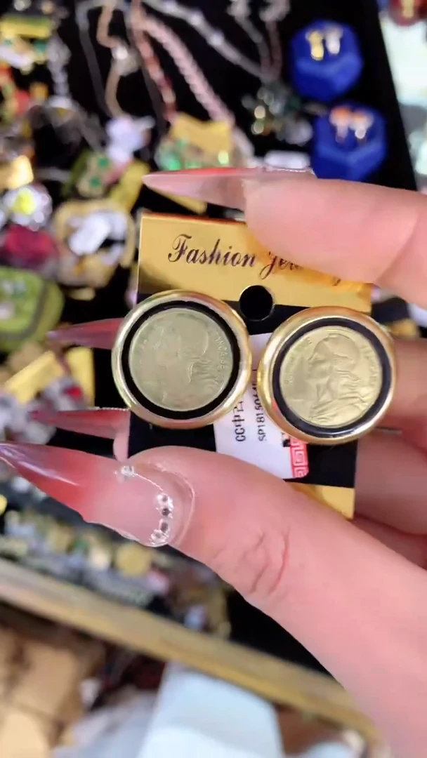 【闪购商品】瓷片楚楚中古珠宝甄选不退换