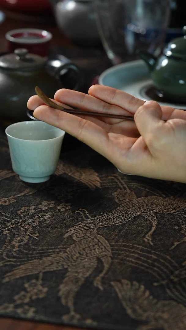 监控和公开警告hi空间