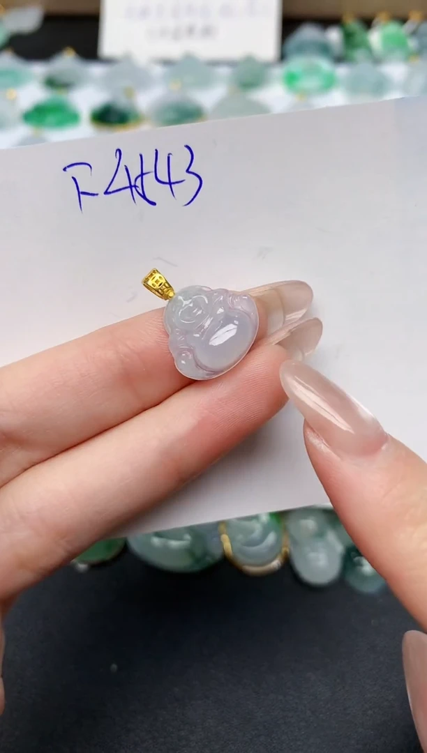 颈饰18K金镶嵌翡翠天然缅甸A货翡翠百元以上9元证书费自理