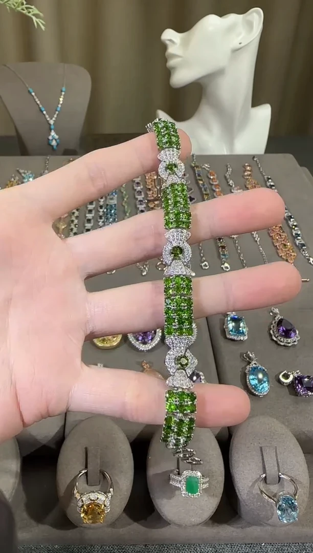 银S925镶嵌透辉石手链10mm手链高级款