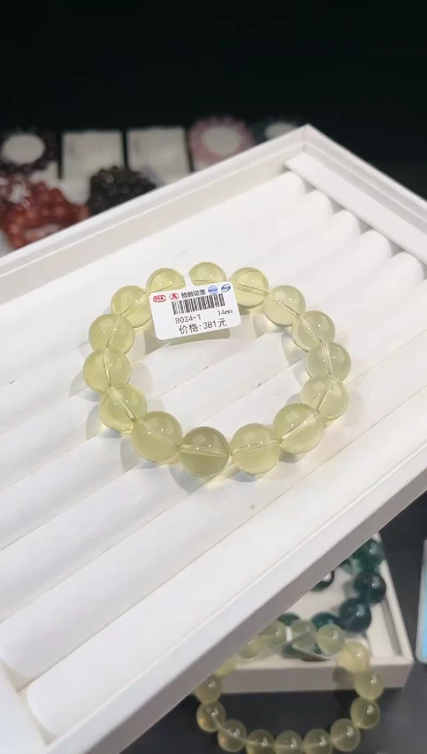 【闪购商品】水晶手链未镶嵌多样性发一黄泡泡14mm