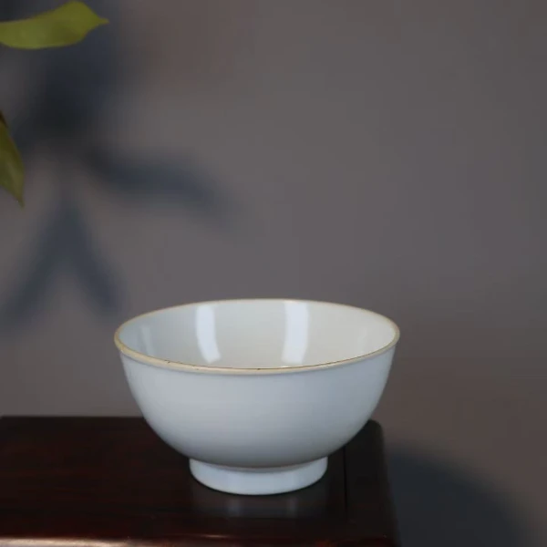 44:清乾隆白釉碗