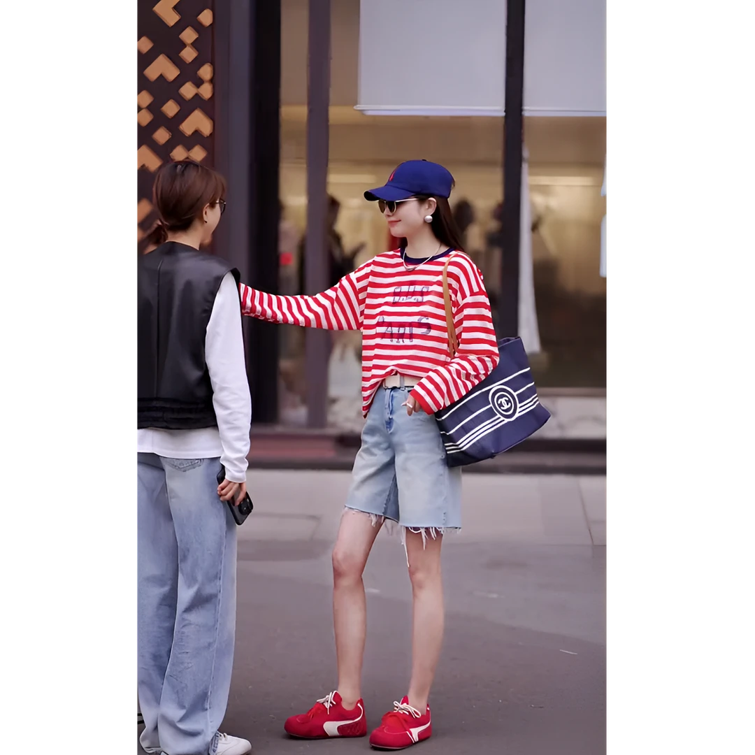 追风日记夏季新款高腰显瘦复古宽松牛仔短裤+圆领套头条纹长袖女