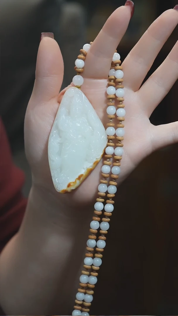 颈饰未镶嵌和田玉观音