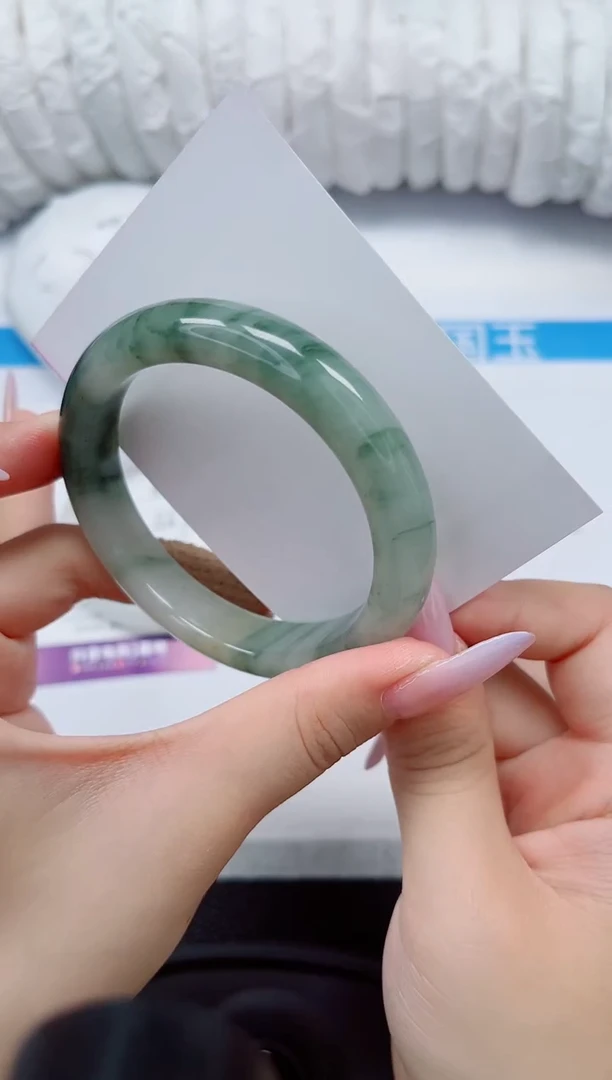 石英质玉手镯未镶嵌89-56/57