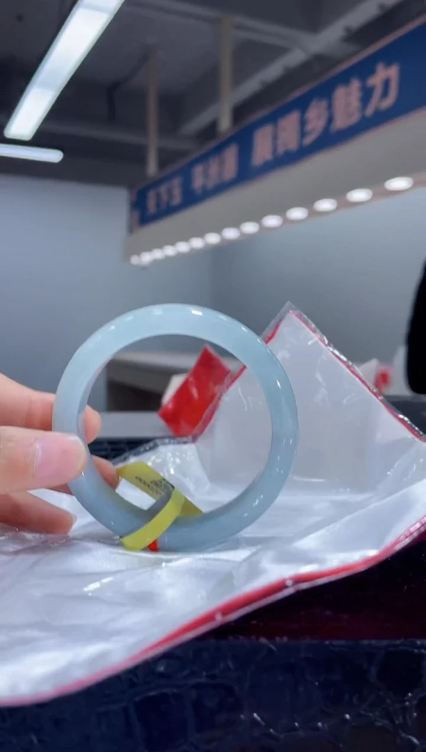 未镶嵌手镯翡翠手镯18