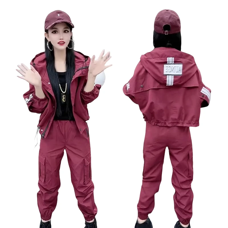 2025春装韩版休闲运动服套装时尚洋气显瘦连帽外套束脚裤两件套