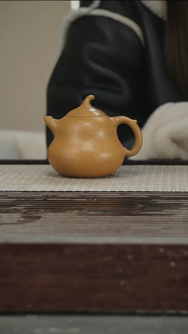 茶壶紫砂47号240CC