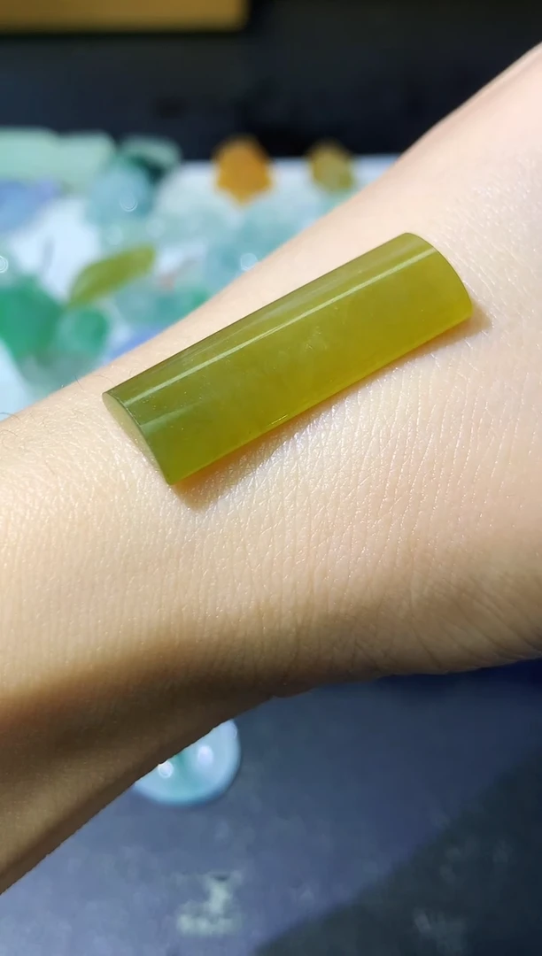 未镶嵌定制翡翠毛货  30.4-11.1