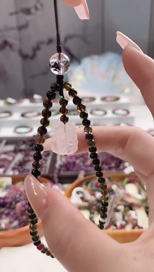 【闪购商品】碧玺手机链未镶嵌多人多样性发其一